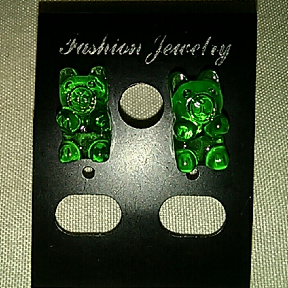 Very cute bear earrings